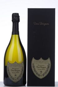 france-champagne-sparkling-wine-dom-perignon-2015